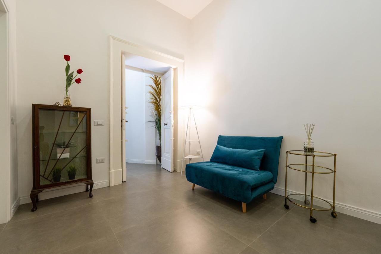 Appartamento Via Toledo 55 - Palazzo Della Porta Nápoly Kültér fotó